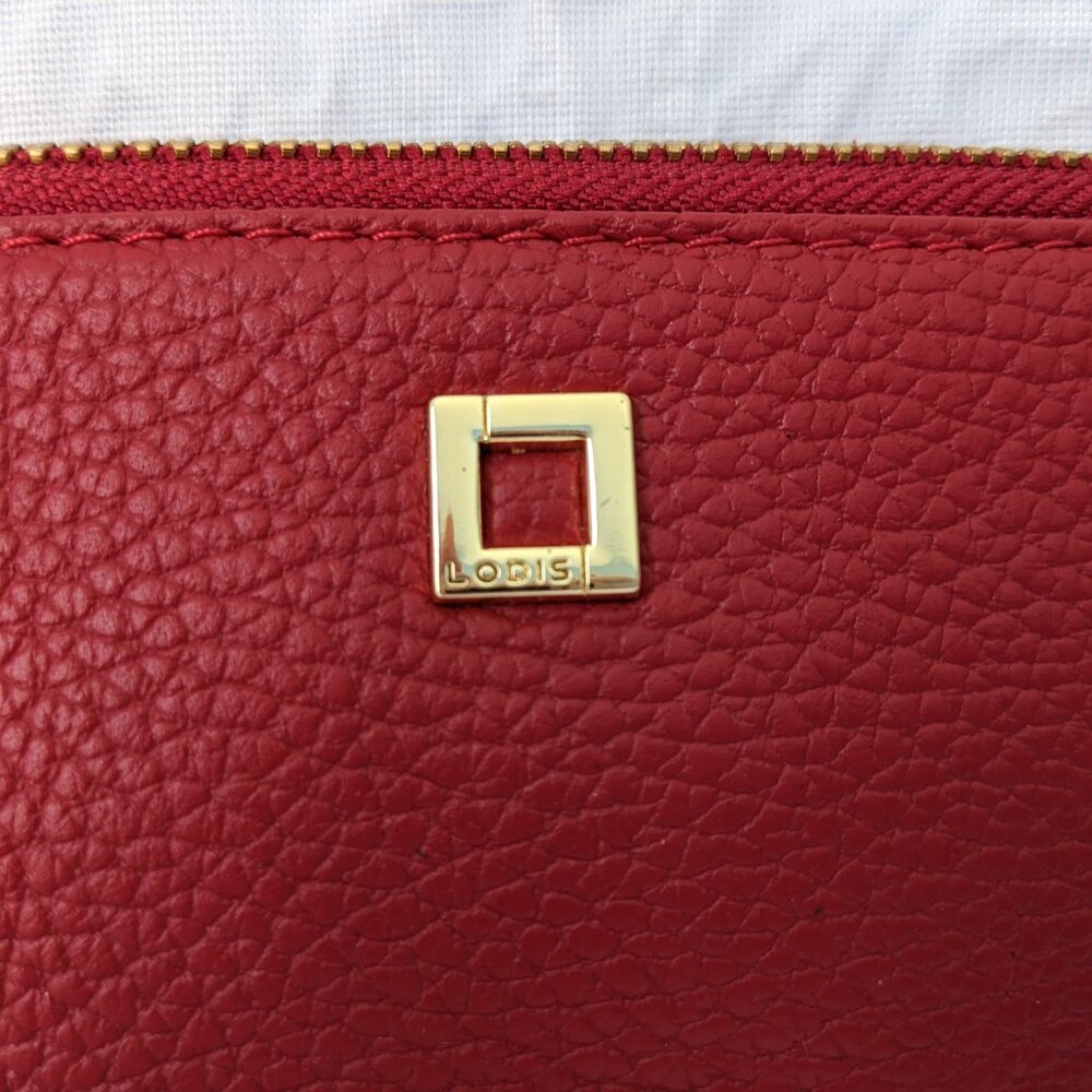 LODIS Red Pebbled Leather Wristlet Wallet Credit Card Stacker Gold Hardware 5x8 - Picture 5 of 16